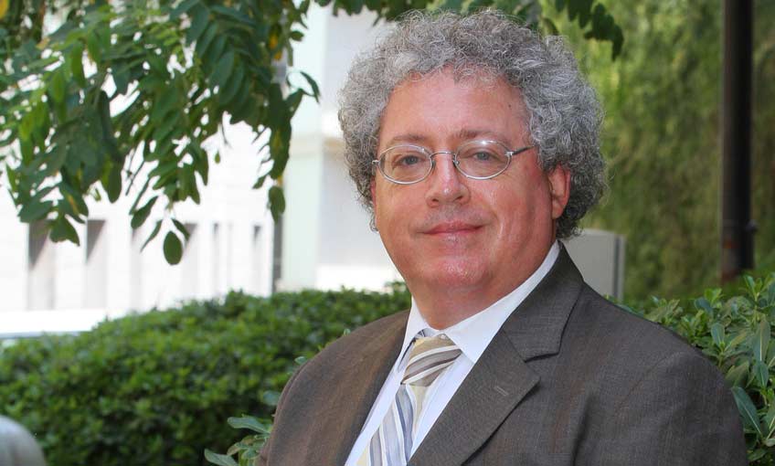 İzmir’den Bilimsel Çıkartma