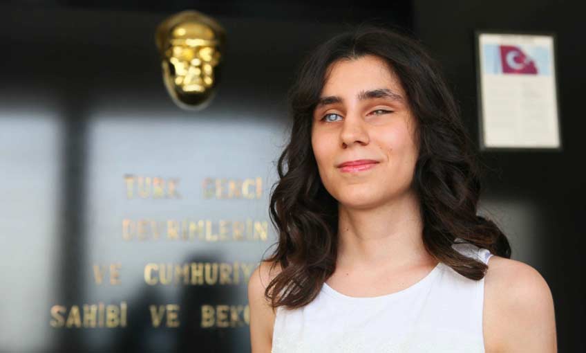 Görme Engelli Zümrüt Artık ODTÜ’lü