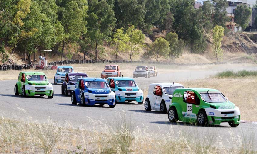 V1 Challenge Heyecanı İzmir’de Devam Ediyor