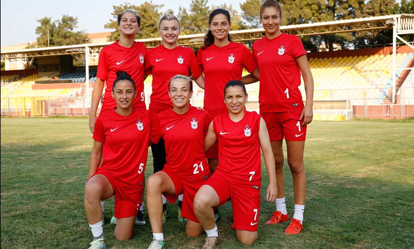 Şampiyon Kızlar Başarıya Kilitlendi