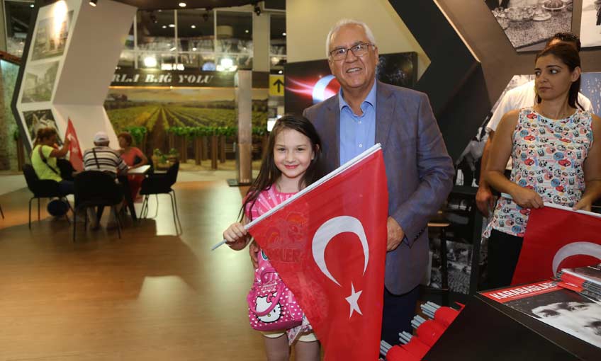 Karabağlar Standında 30 Ağustos’a Hazırlık