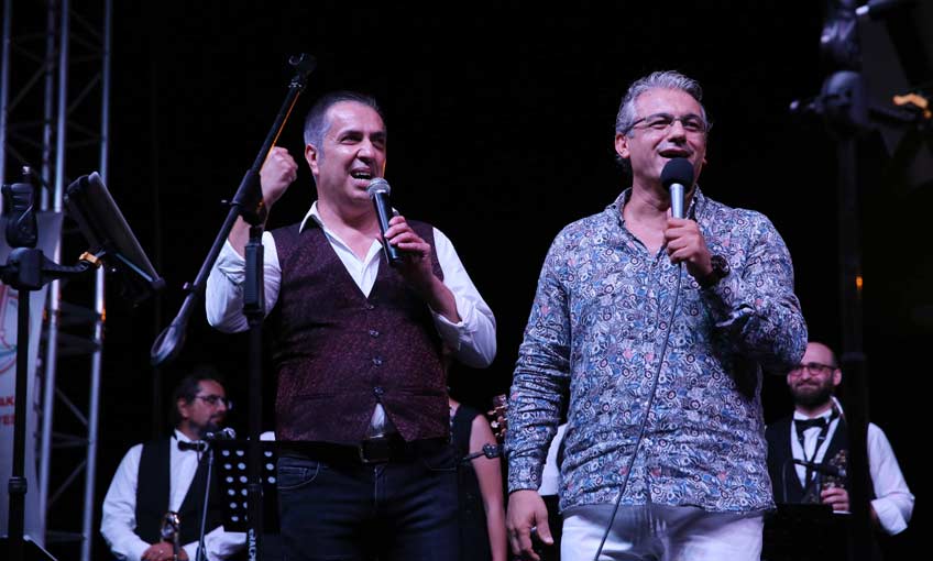 Parklarda Konser Coşkusu