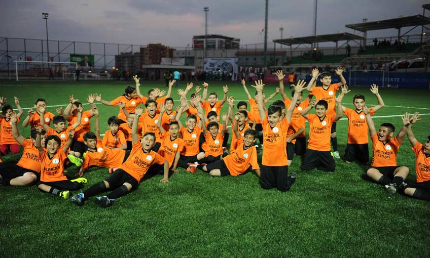 Karşıyaka Efsaneleri Bu Tesiste Yetişiyor