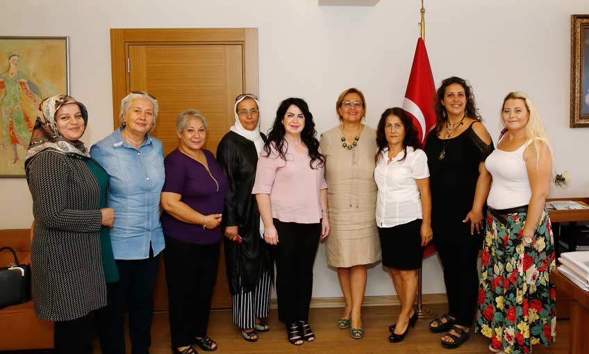 Kadın Muhtarlardan Pekdaş’a Destek