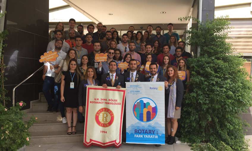 Rotaract'a Taze Kan