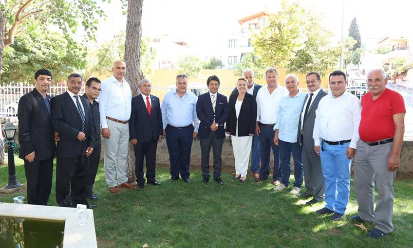 Urla’da bayramlaşma töreni