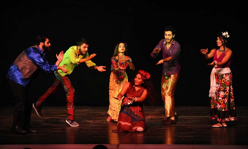 Tiyatro Kursuna Muhteşem Final  