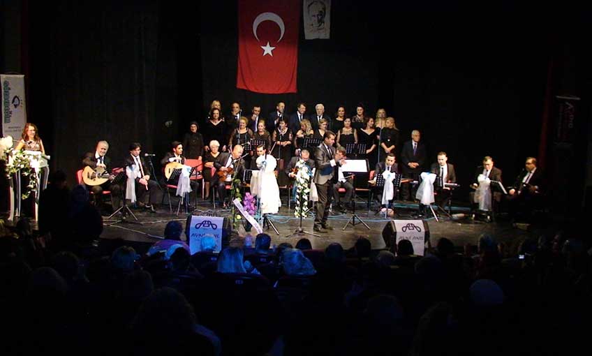 Konak’ın Sahnelerinde Müzik Ziyafeti