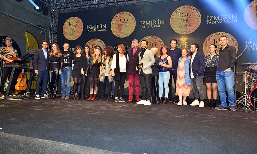 Bir Adım Öne Çıkanlar Ve Altın Tabak Ödülleri Sahiplerini Buldu