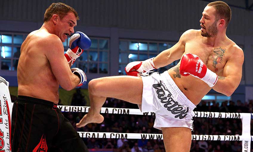 Boksun Devleri Buca'da Ringe Çıktı