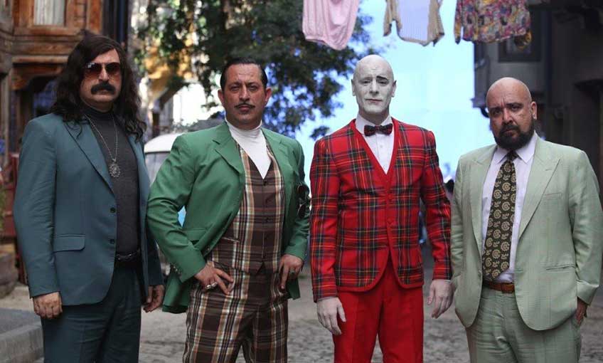 Cem Yılmaz, İzmirli Hayranları İle Bir Araya Gelecek