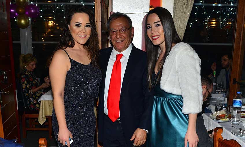 Meyhane Endülüs’te Yılbaşı