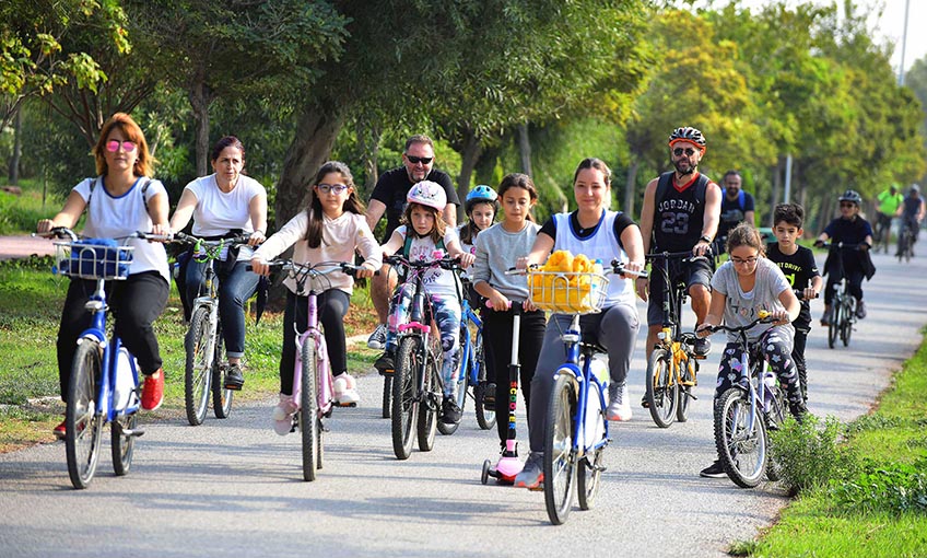 İnciraltı’nda bisikletli gün