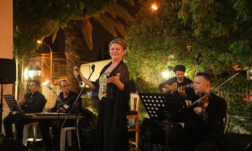 Bucalı sanatseverlere muhteşem konser