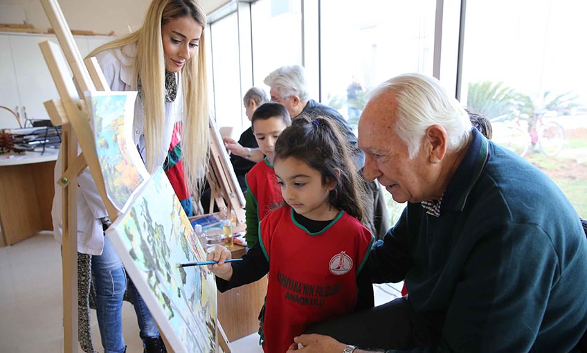 Karşıyaka’nın Bilge Çınarları sezonu açtı