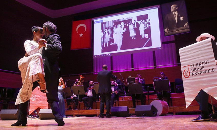 Atatürk için sanat dolu anma gecesi