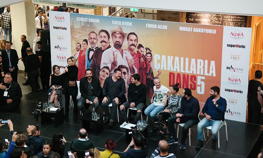 İzmir’de Çakallarla Dans 5 rüzgarı