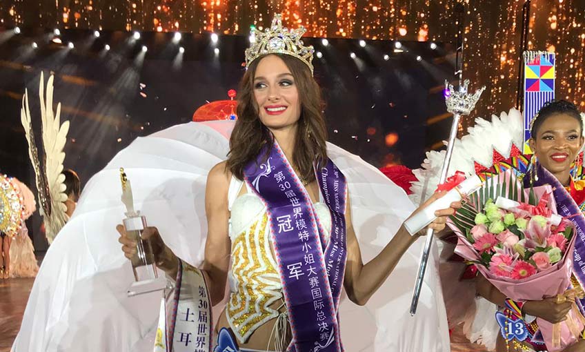 Dünyanın en güzeli Pınar Tartan