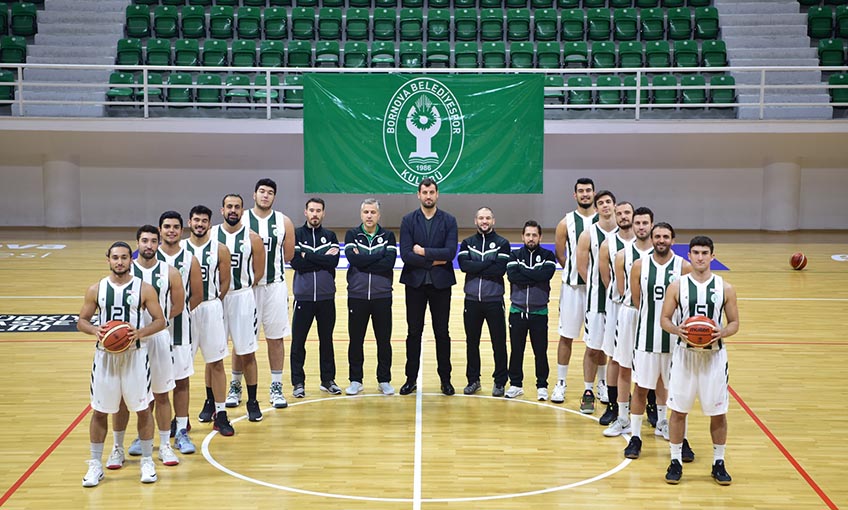 Bornova aşkına haydi salona!