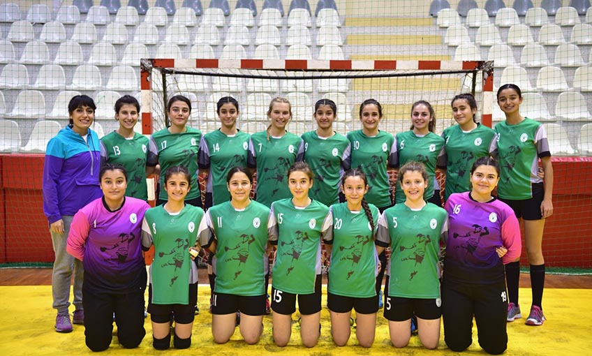 Kazanan dostluk, Şampiyon Bornova