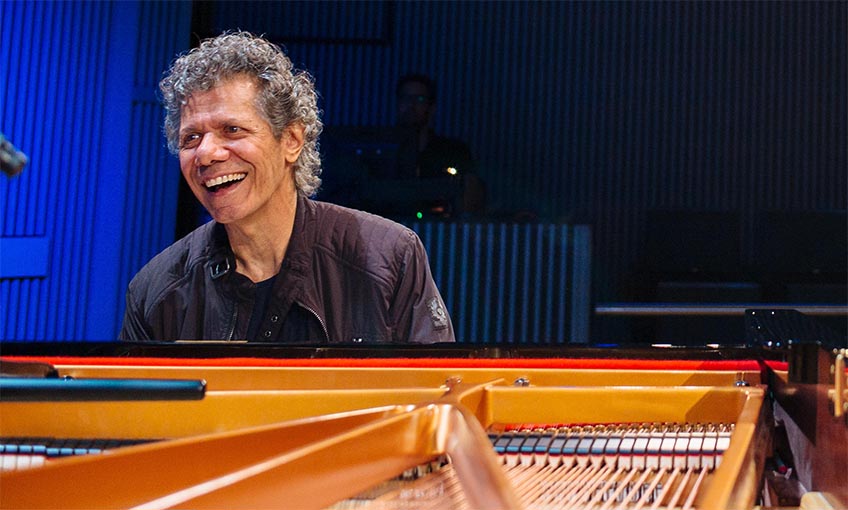 Avrupa turnesine İzmir'den başlıyor