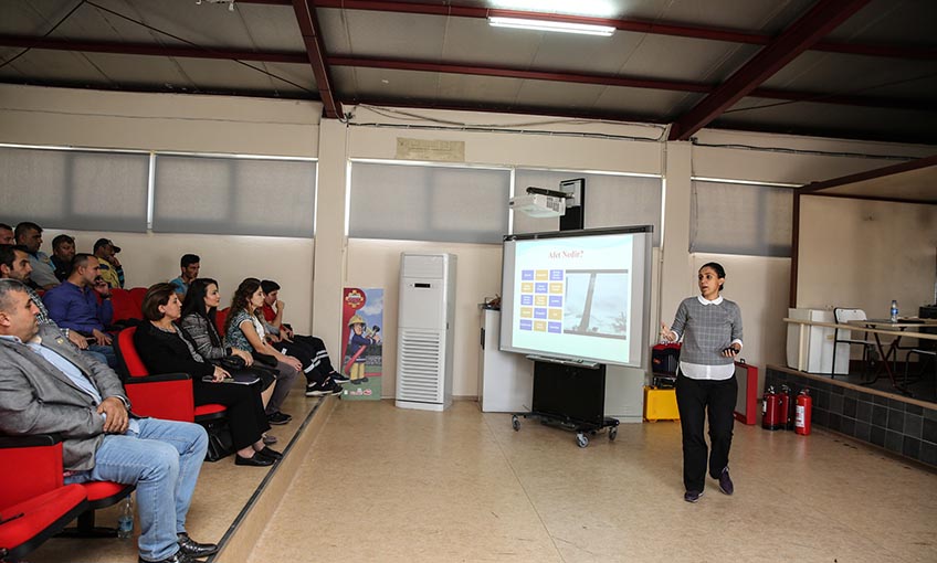 Buca Belediyesi’nden uygulamalı afet eğitimi