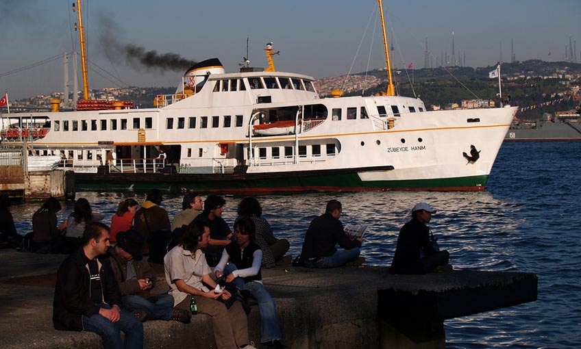 Karşıyaka’da “Zübeyde Hanım” seferberliği!