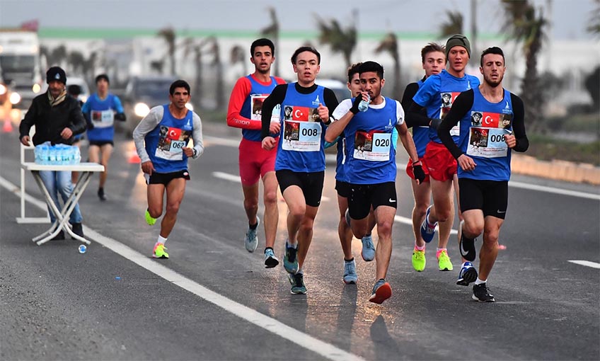 Cumhuriyet Şehitleri Koşusu nefes kesti