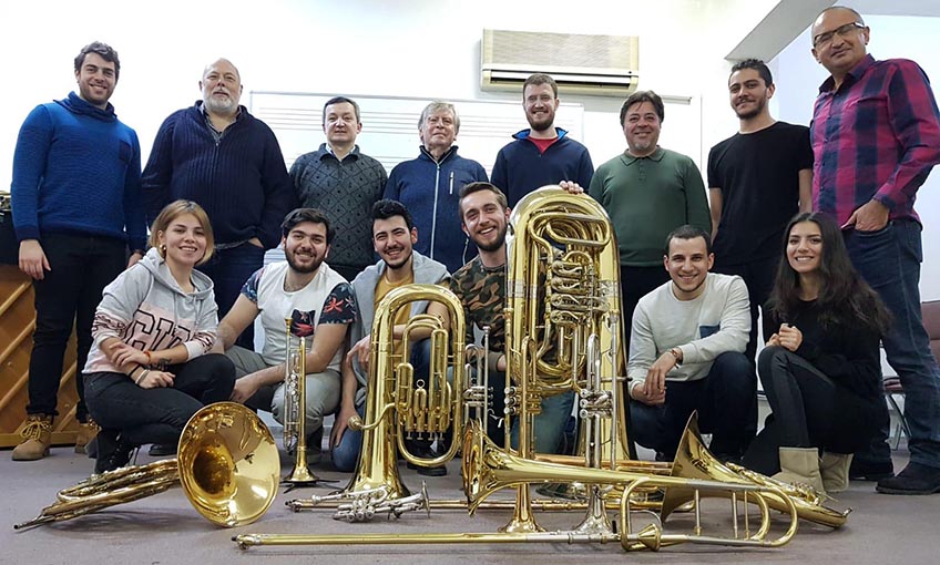 Turkısh Brass Ensemble'den İzmir Sanat'ta yeni yıla özel konser