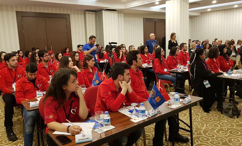 Türk Rotaryenler 1. Ulusal RYLA Semineri’nde Buluştu