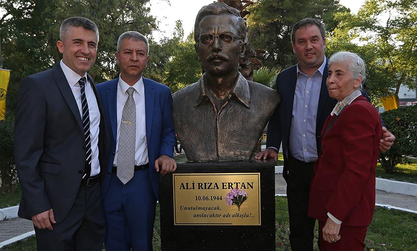 22. Ali Rıza Ertan Şiir Yarışması Ödülleri Sahiplerini Bekliyor