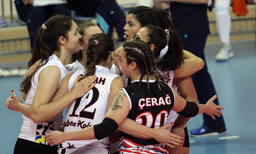 İzmir Derbisi Rota Koleji’nin Oldu