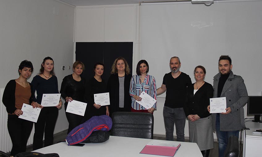 “Sosyal Medya Uzmanlığı Sertifika Programı”ı Katılımcıları Sertifikalarını Aldılar