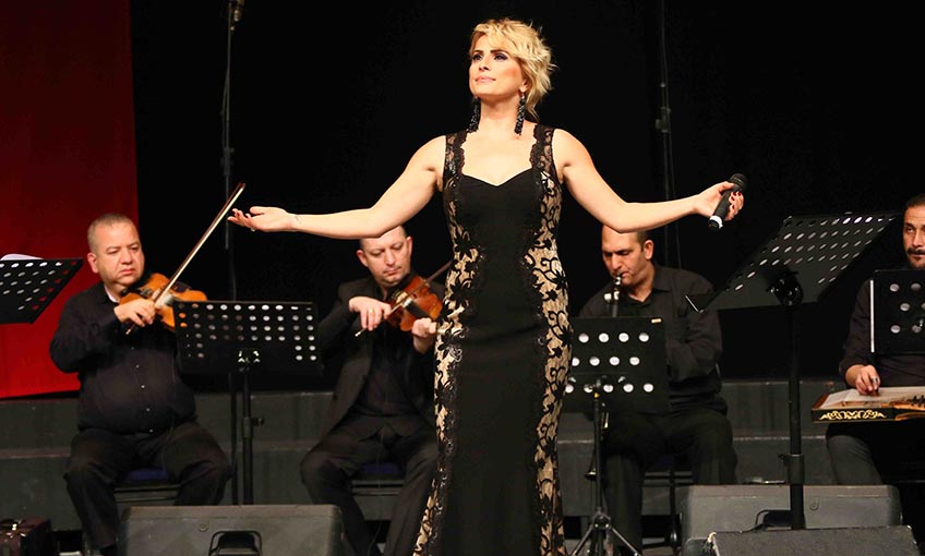 Bayraklı’da Sevenler İçin Özel Konser