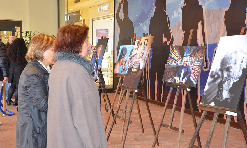 Karşıyaka’ya İz Bırakanlar Sergisi MaviBahçe’de Açıldı