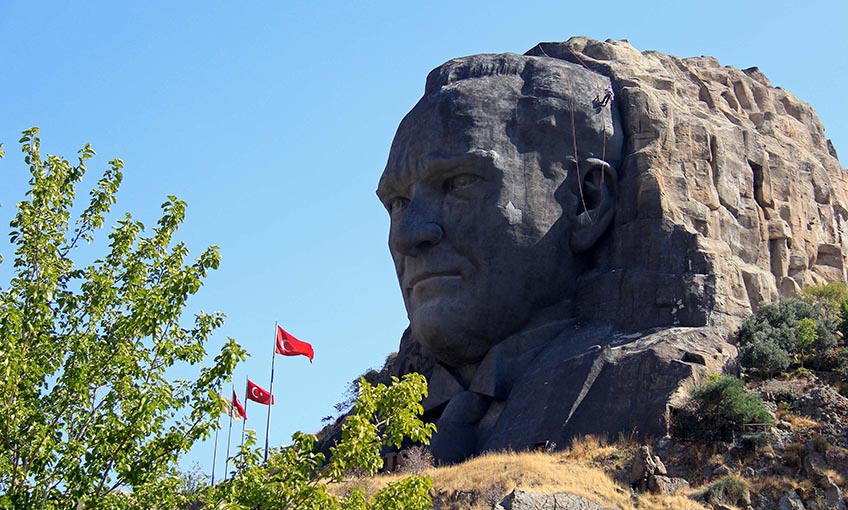 Atatürk Maskının Tamiratı İçin Bilimsel Çalışma Tamamlandı