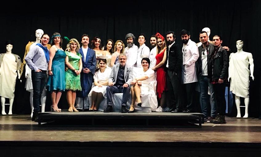 Karşıyakalı Tiyatrocular Bozcaada’yı Büyüledi