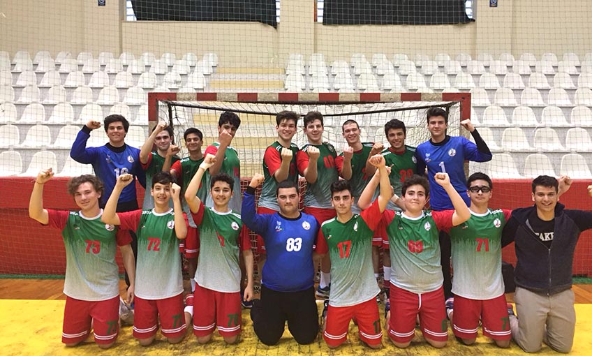 Karşıyaka’dan Hentbolda Çifte Kupa