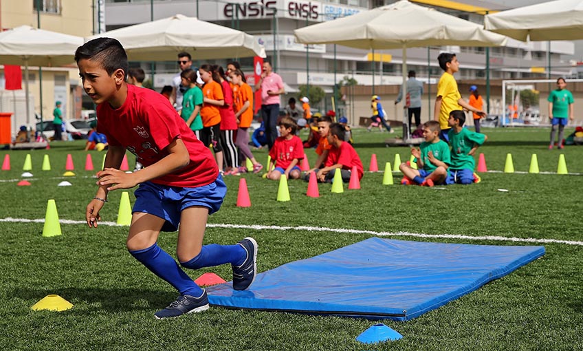 Minikler engel tanımadı