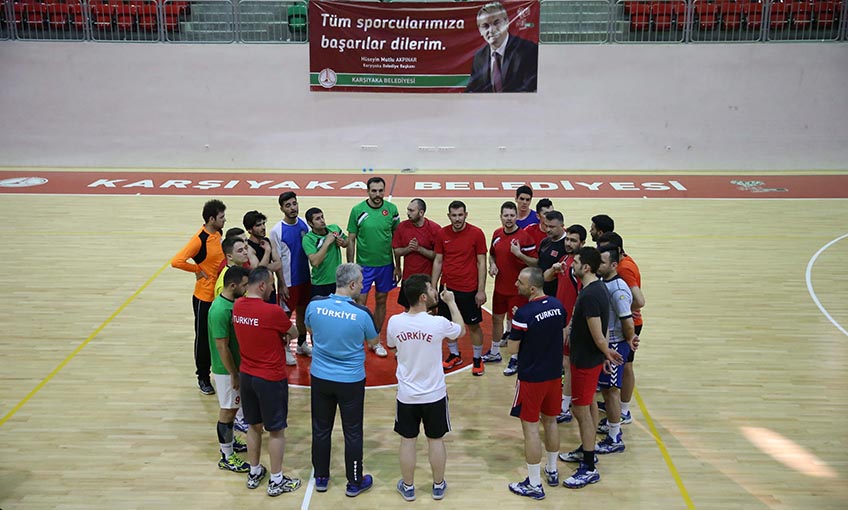 Karşıyaka ‘Milli Takımı’ ağırlıyor  