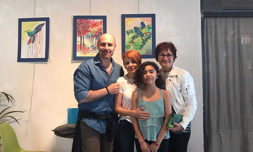 12 yaşında ilk sergisini açtı