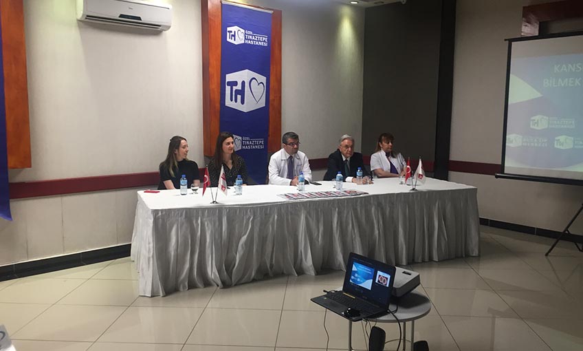 Kansere Dikkat Çekmek İçin Bir Araya Geldiler