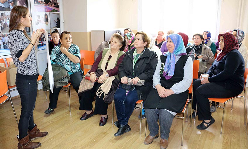 Karabağlar'da Farkındalık Seminerleri