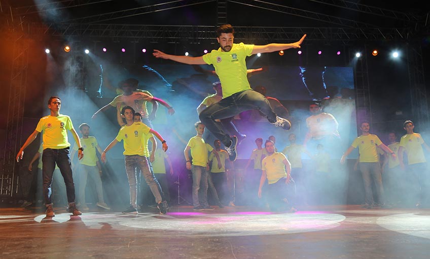 Gaziemir’de dans zamanı