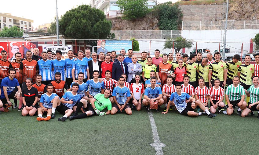 Futbol hakemleri Bayraklı’da buluştu