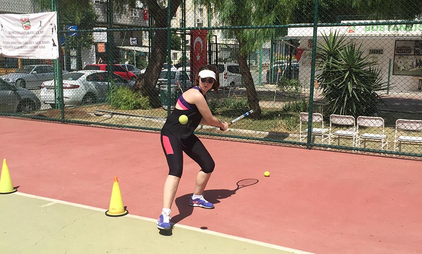 Tenis oynayarak lösemiyi yendi…  