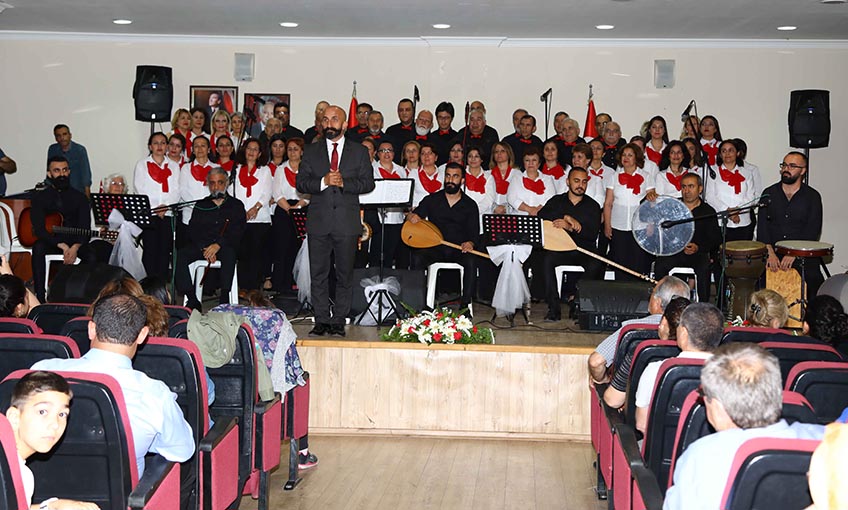 Bayraklı’da THM korosu konseri