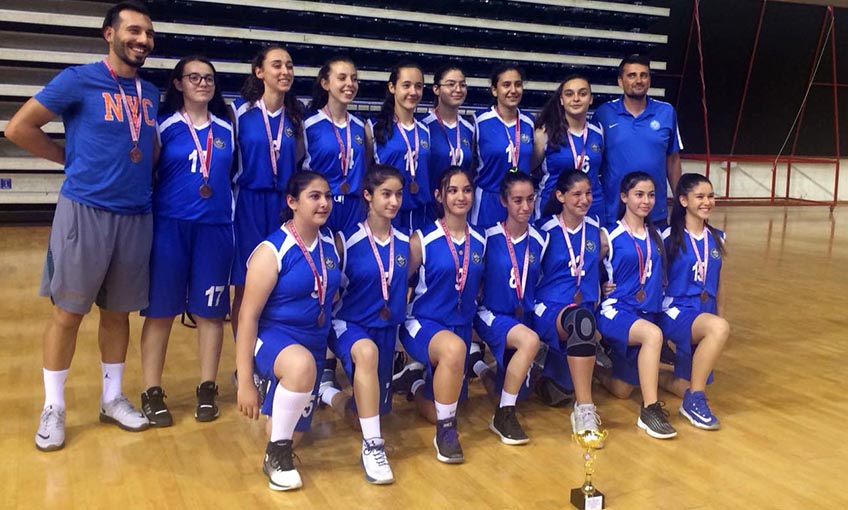 Basketbolcu kızlar, İzmir 3’cüsü oldu