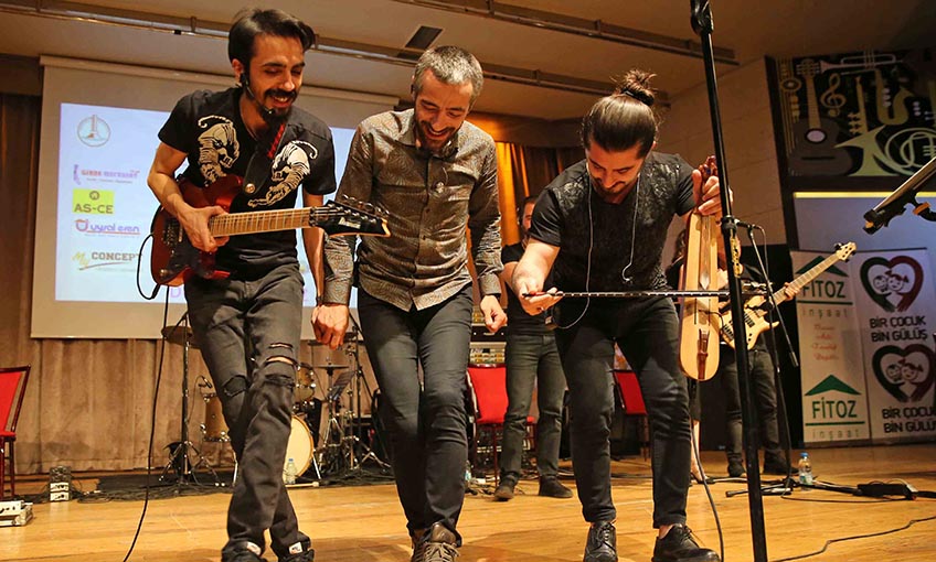 ‘Bir Çocuk Bin Gülüş’ projesine büyük destek