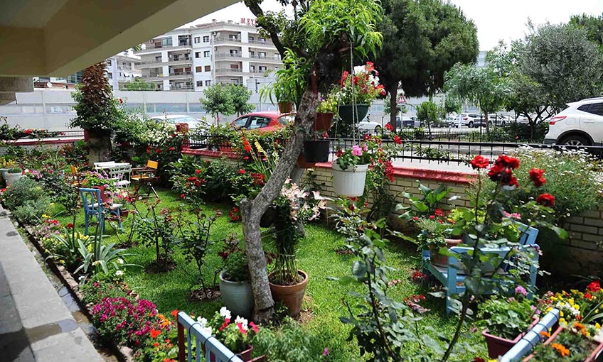 En güzel balkon ve bahçeler seçiliyor